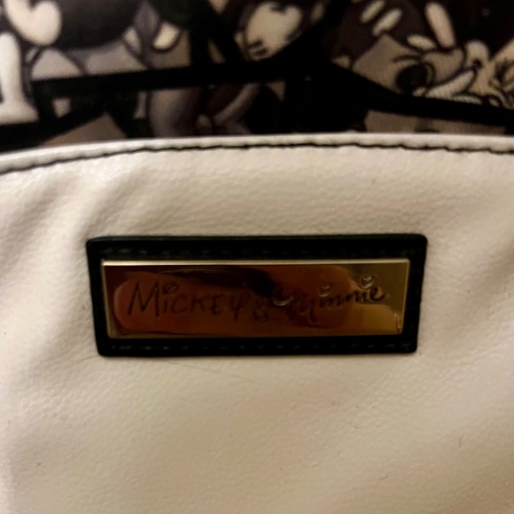 Super cute Minnie and Mickey Mouse Bag - Picture 2 of 7